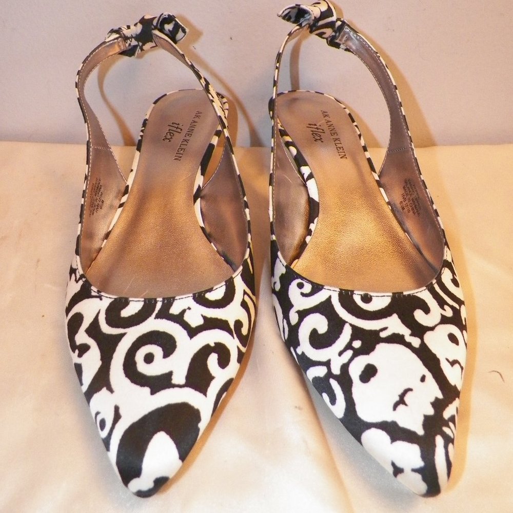 AK ANNE KLEIN i flex Kitten Heels Sz 6.5 M
